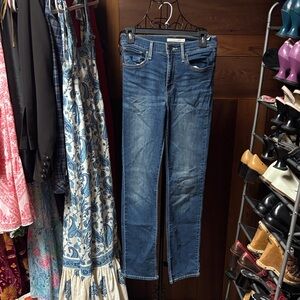 Levis High Rise Blue Women's Jeans